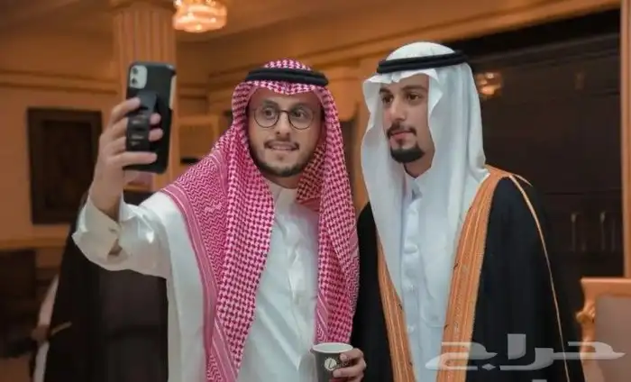 مصور فوتو وفديو 1