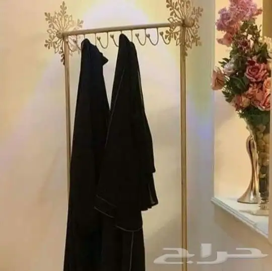 علاقات ملابس وعبايات 12