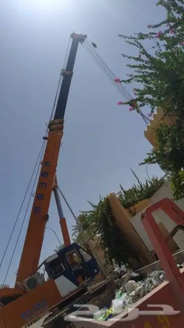 تأجير سطحات لنقل الموالدات الكهرباء 1