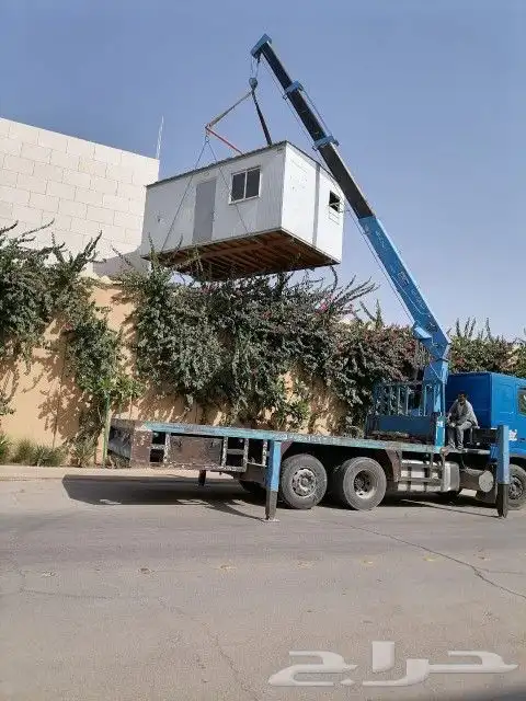 تأجير سطحات لنقل الموالدات الكهرباء 0