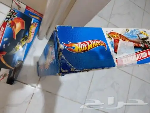 حقائب مدرسية ألعاب زحلوقات سيارات 1