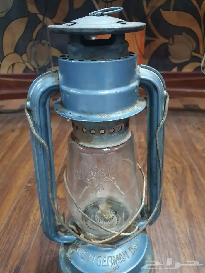 للبيع فانوس تراثي الماني  0