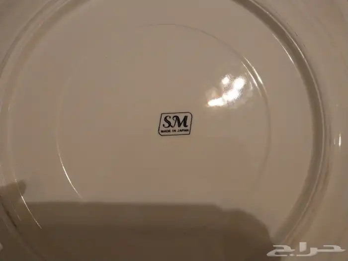 تحف متنوعة ولوحات وشموع 15