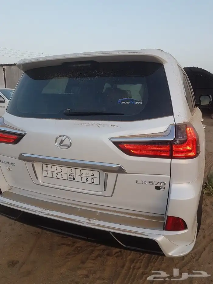 جيب لكزس 2020 LX العداد 87 الف السعر 370 15