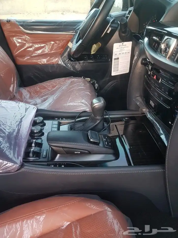 جيب لكزس 2020 LX العداد 87 الف السعر 370 16