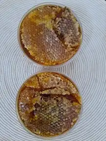 عسل بلدي ومستورد بجميع أنواعه زيت زيتون الجوف 7