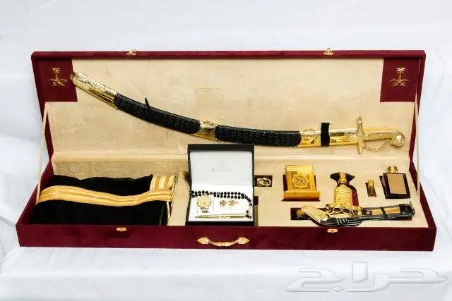 دروع مشالح سيوف أطقم هدايا للمناسبات 14