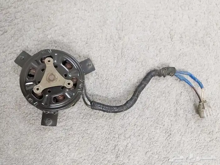 للبيع دينمو مروحة رديتر كيا اوبتيما 2