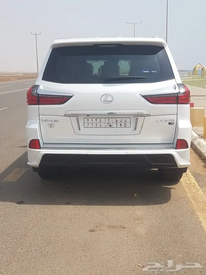 جيب لكزس 2020 LX العداد 87 الف السعر 370 1