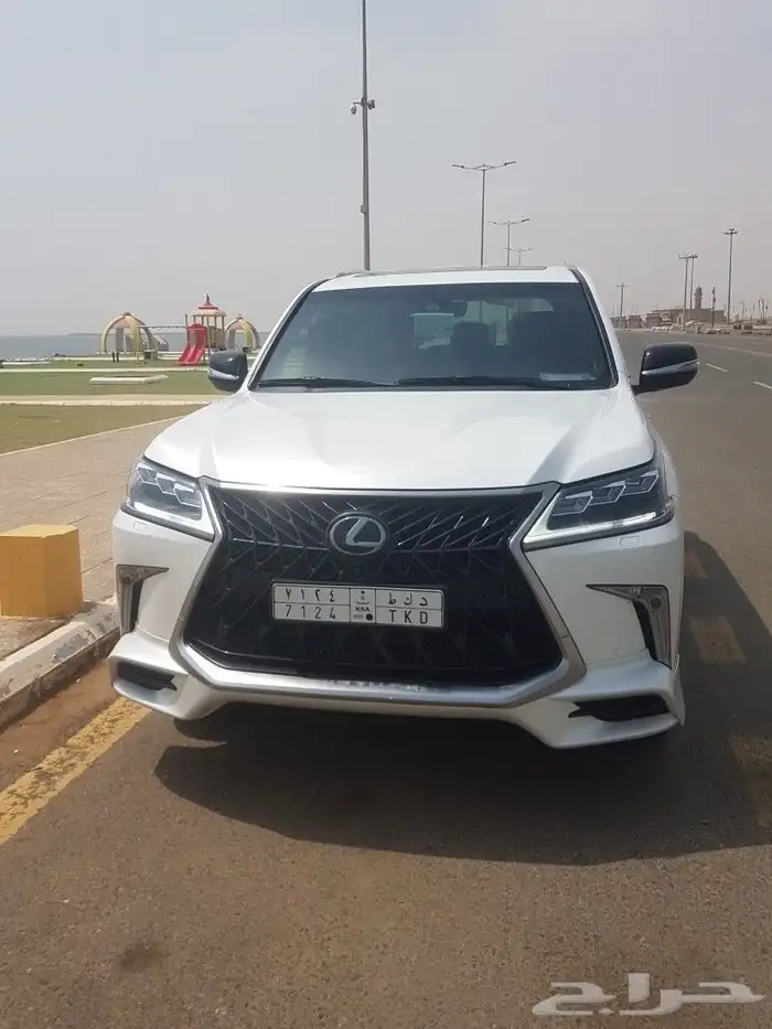 جيب لكزس 2020 LX العداد 87 الف السعر 370 2