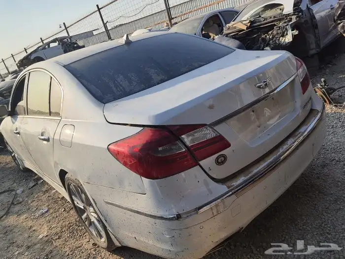 جنسس2014 قطع غيار 1