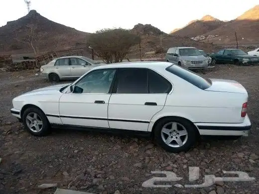 بي ام دبليو مديل 89 تشليح قطع غيار فقط 2