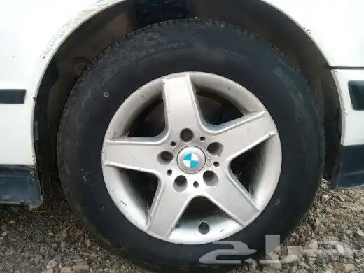 بي ام دبليو مديل 89 تشليح قطع غيار فقط 8