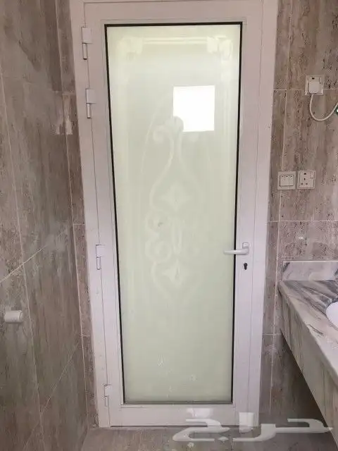 مؤسسه تعز الشرقيه للحداده والالمنيوم 37