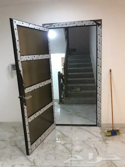 مؤسسه تعز الشرقيه للحداده والالمنيوم 39