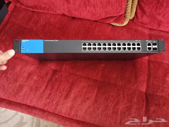Linksys Cisco switch موزع Lgs318p 2