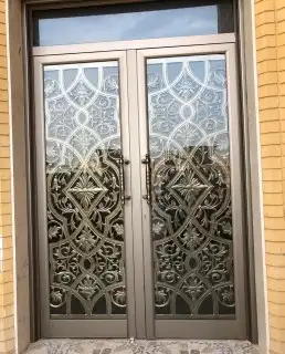 مؤسسه تعز الشرقيه للحداده والالمنيوم 44