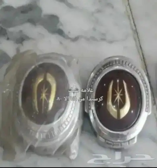 شعارات. علامات لستكرات سيارات كلاسك 9