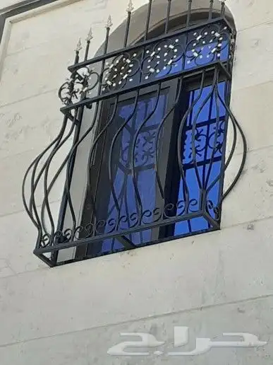 مؤسسه تعز الشرقيه للحداده والالمنيوم 6