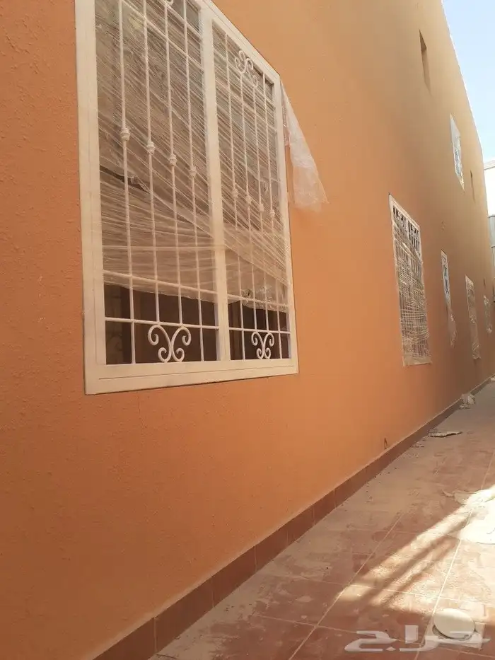 مؤسسه تعز الشرقيه للحداده والالمنيوم 11