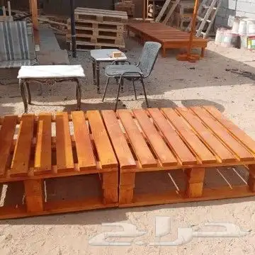 تصميم كراسي و طولة طعام و سرير عميل مكه 4