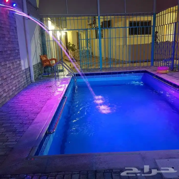 استراحه للايجار للعائله بالحرازات 1