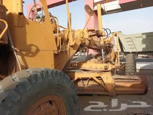قريدر كوماتسو للبيع 1