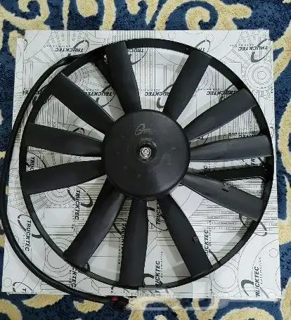 مروحة مرسيدس كبيرة 0