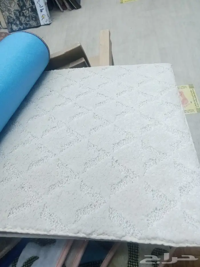 حراج بن قاسم قديم للموكيت والسجاد والفنيل 24