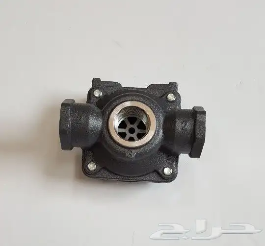 قسام بوري على دعسة الفرامل 0