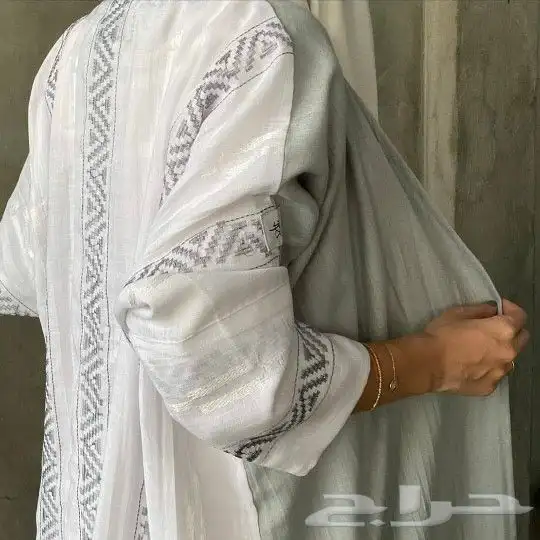 عبايات جمله للبيع الاسعار من 50الى 100 0