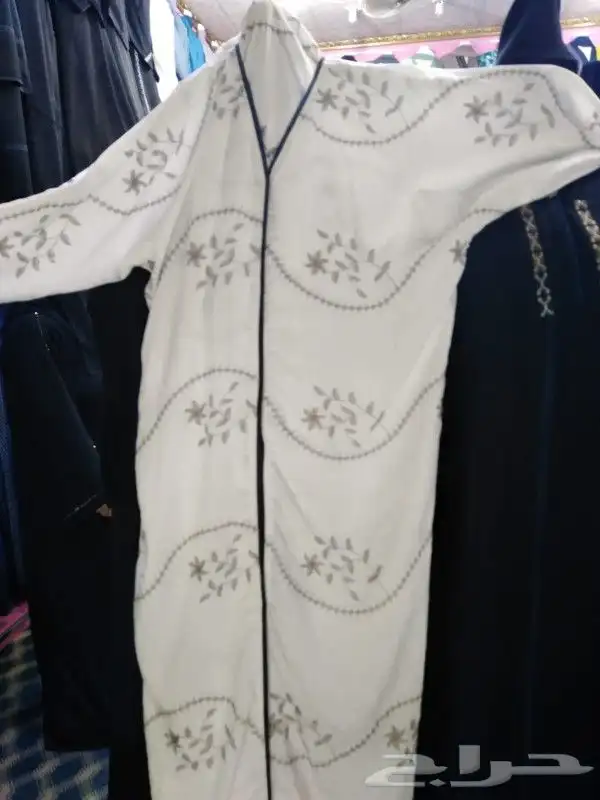 عبايات جمله للبيع الاسعار من 50الى 100 45