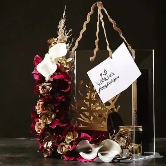 خطاط حسام -كتابة ع أي شي تبيه -دورات تعليم خط 1