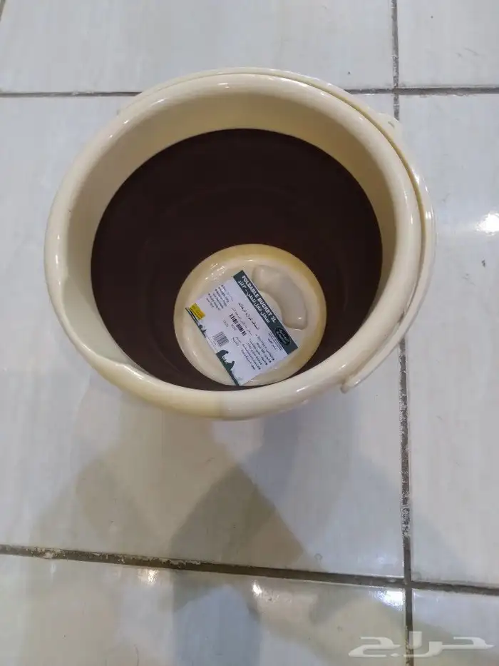 سطل ماء قابل لسفط 6