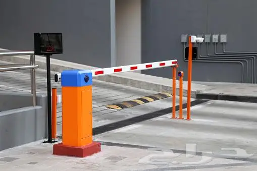 صيانة بوابة دخول وخروج السيارات Brrier Gate 3