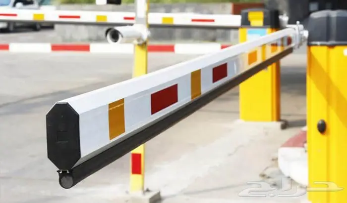 صيانة بوابة دخول وخروج السيارات Brrier Gate 7