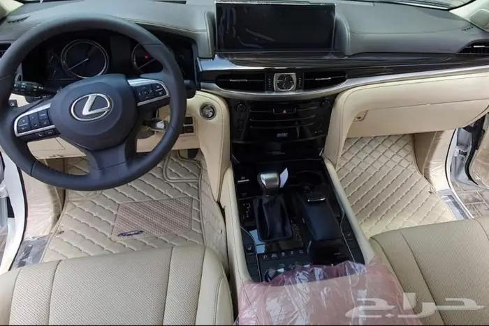 دعاسات أرضية جلد عازل لجميع السيارات VIP 19