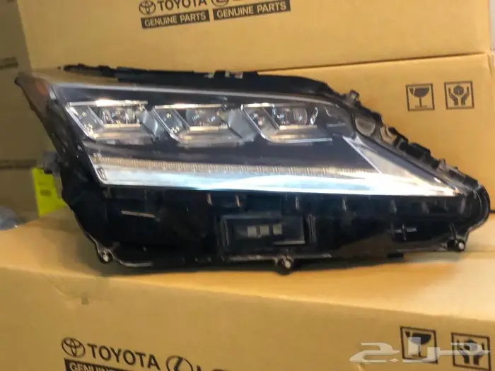 شمعه لكزس RX350 يمين 2016 2