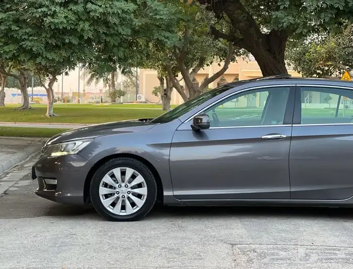 هوندا اكورد 2013 فل كامل ممشى قليل (( تم البيع )) 8