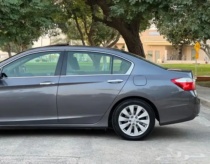 هوندا اكورد 2013 فل كامل ممشى قليل (( تم البيع )) 9