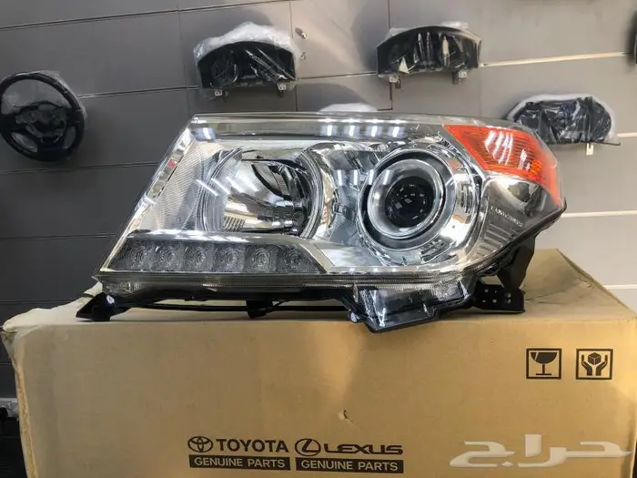 شمعه يسار لاندكروزر 2015 اصلي وكاله 0