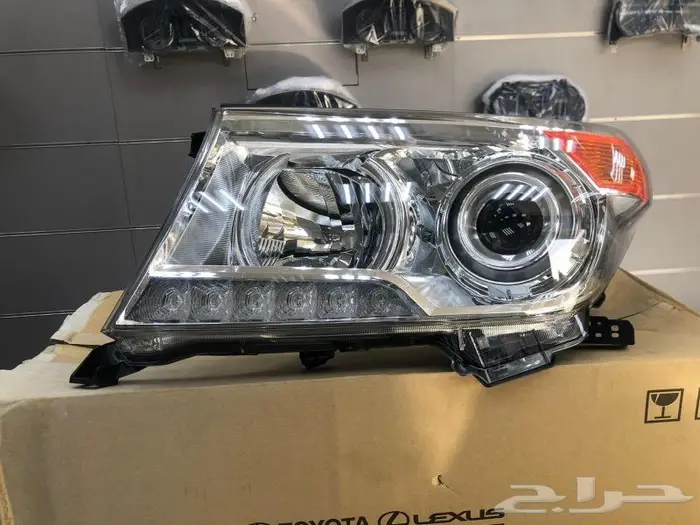 شمعه يسار لاندكروزر 2015 اصلي وكاله 1