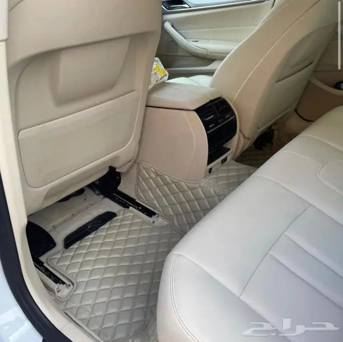 فرشات أرضية للكزس جلد من 5 طبقات VIP 19