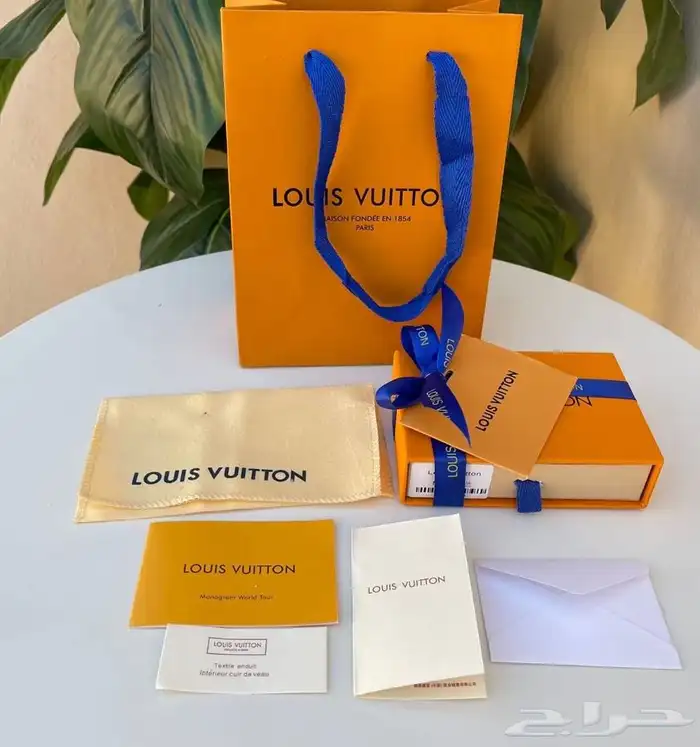 اكسسوار هاي كواليتي طبق الأصل   16