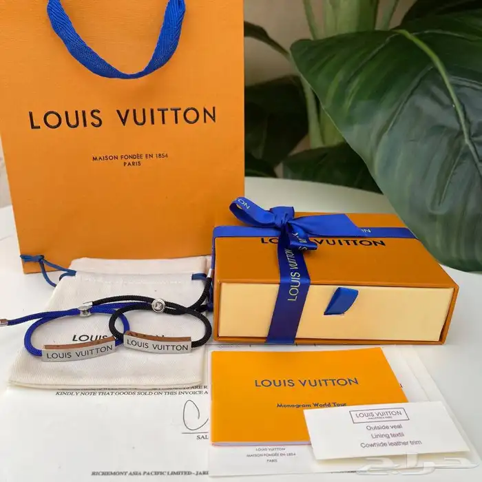 اكسسوار هاي كواليتي طبق الأصل   21