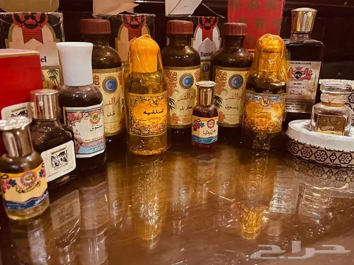 مجموعه منوعه من عطور الطيبين القديمه 1