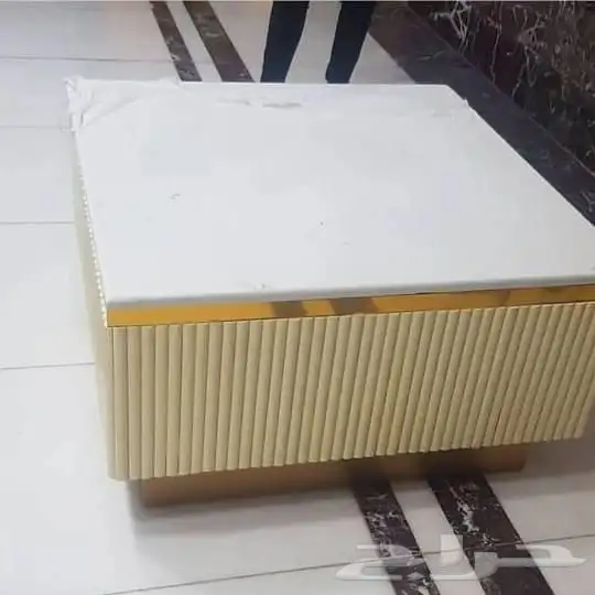 تفصيل طاولات حسب الطلب 47