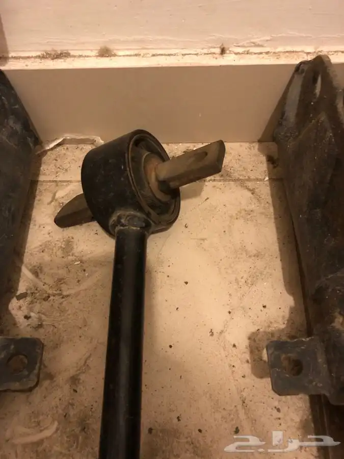 للبيع مساعدات خلفي اصلي وذرع خلفي 2