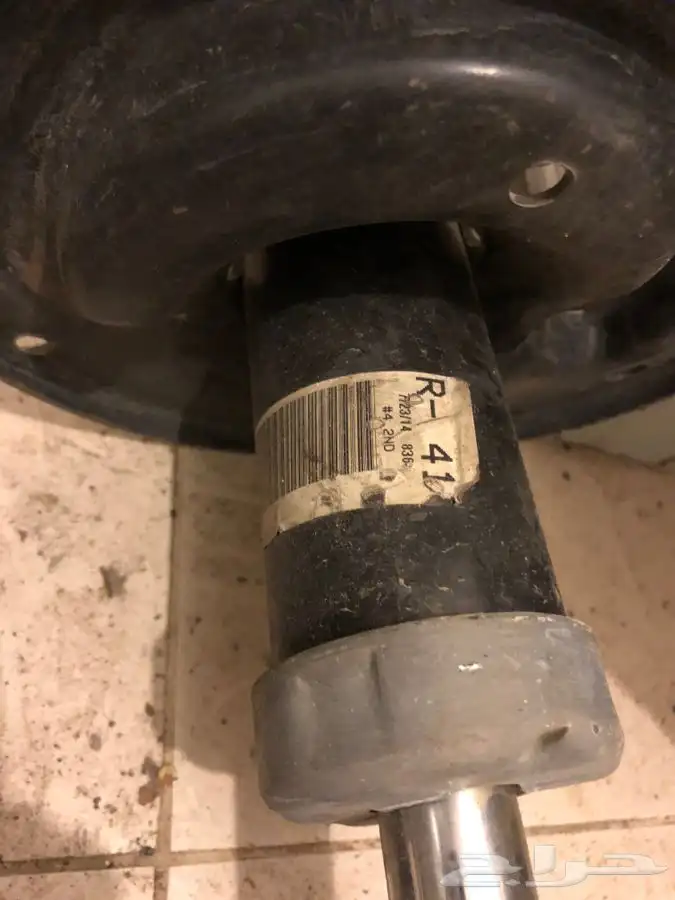 للبيع مساعدات خلفي اصلي وذرع خلفي 3