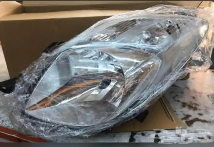 شمعات و اصطبات خلفي يارس هاتش باك 2006 الى 2009 9